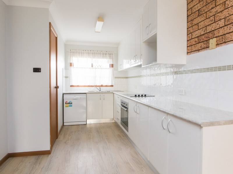 2/13 Bedford Avenue, Dubbo NSW 2830