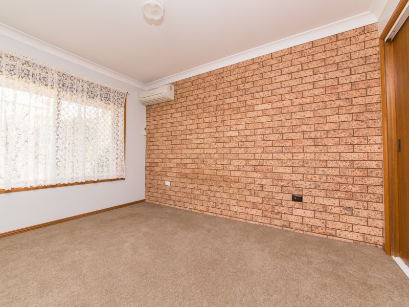 2/13 Bedford Avenue, Dubbo NSW 2830