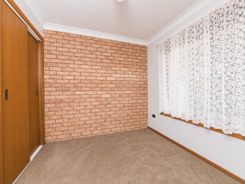 2/13 Bedford Avenue, Dubbo NSW 2830