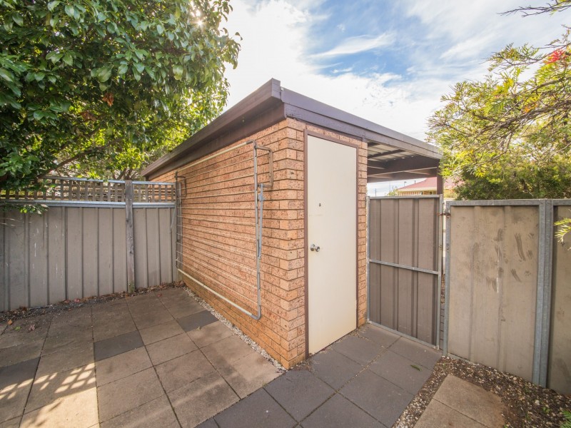 2/13 Bedford Avenue, Dubbo NSW 2830