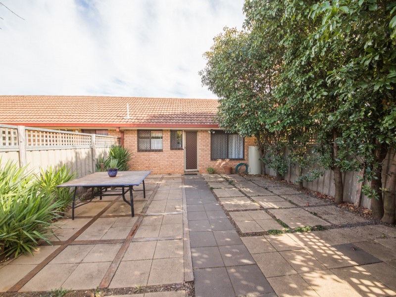 2/13 Bedford Avenue, Dubbo NSW 2830