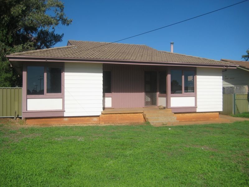 11 Houston Drive, Dubbo NSW 2830