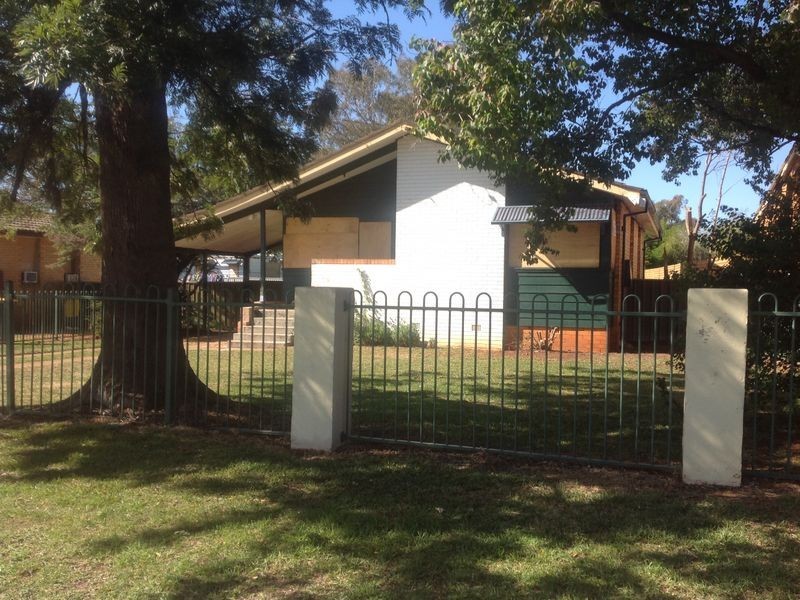 18 Columbia Drive, Dubbo NSW 2830