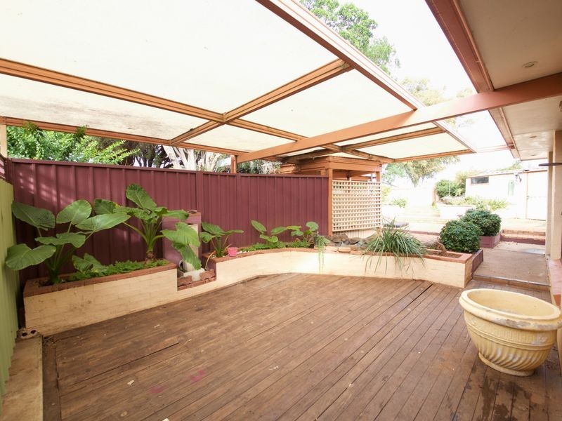11 Bass Place, Dubbo NSW 2830