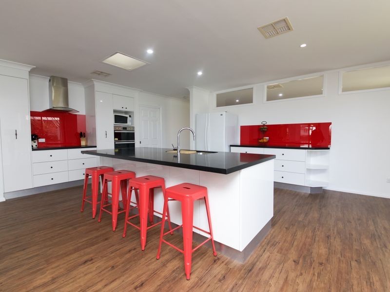 3 Birkdale Close, Dubbo NSW 2830