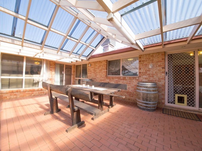 8 Castlereagh Avenue, Dubbo NSW 2830