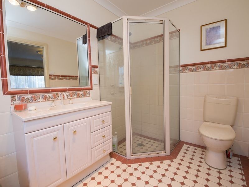 8 Castlereagh Avenue, Dubbo NSW 2830