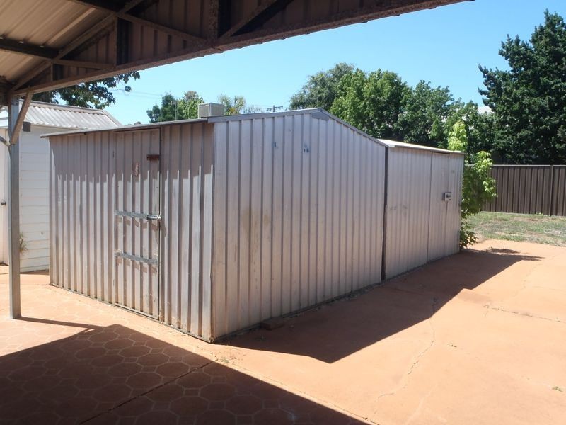 42 Baird Street, Dubbo NSW 2830