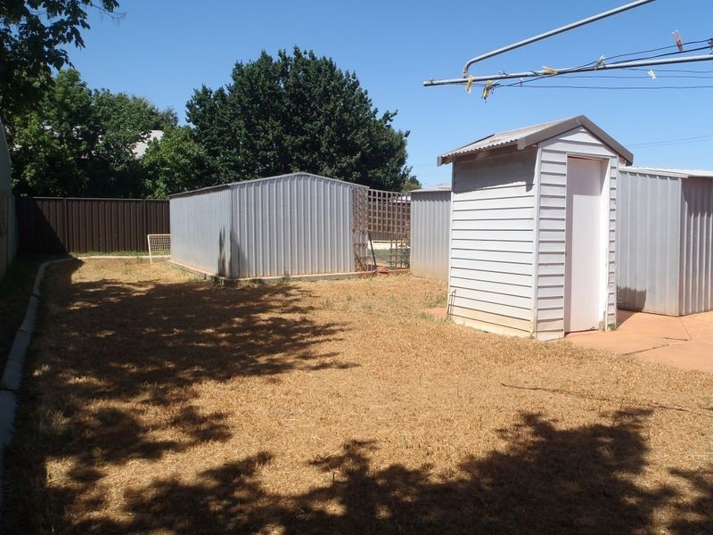 42 Baird Street, Dubbo NSW 2830
