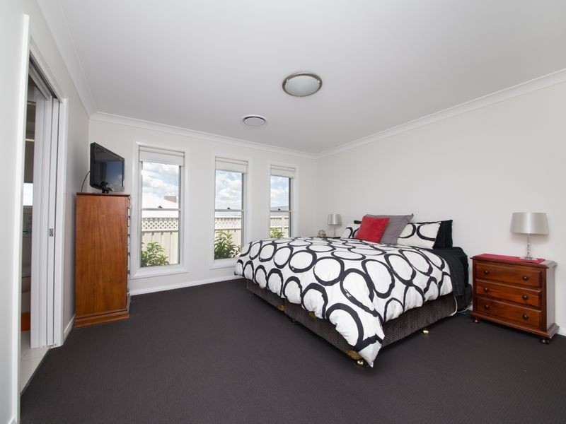 4 Ellenborough Avenue, Dubbo NSW 2830