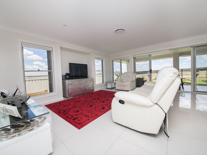 4 Ellenborough Avenue, Dubbo NSW 2830