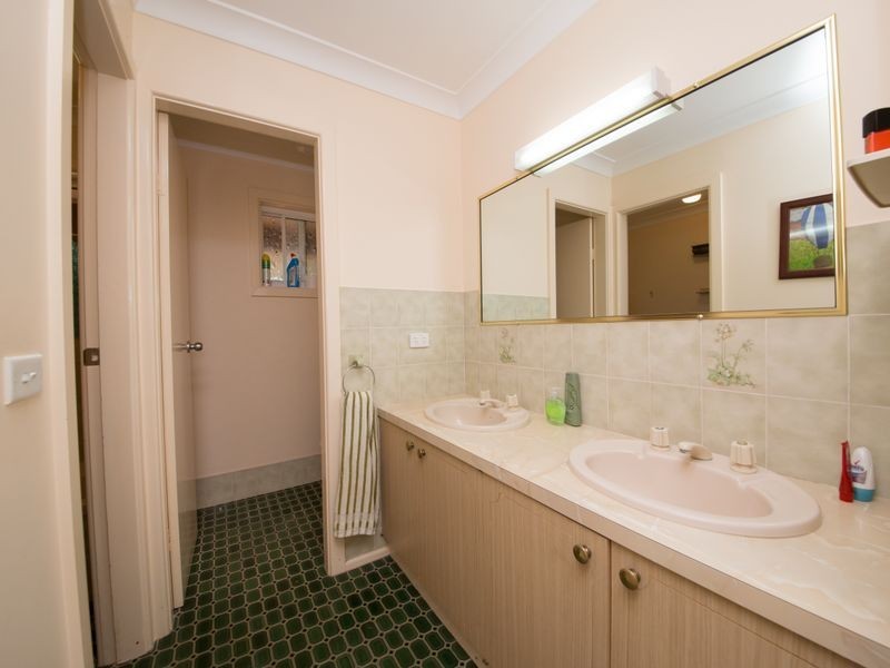 7 Trafalgar Place, Dubbo NSW 2830