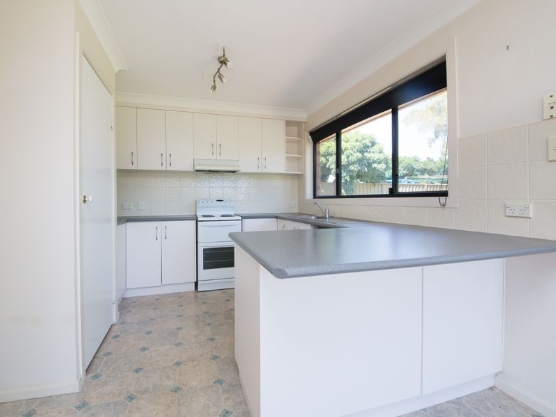 98 Twickenham Drive, Dubbo NSW 2830