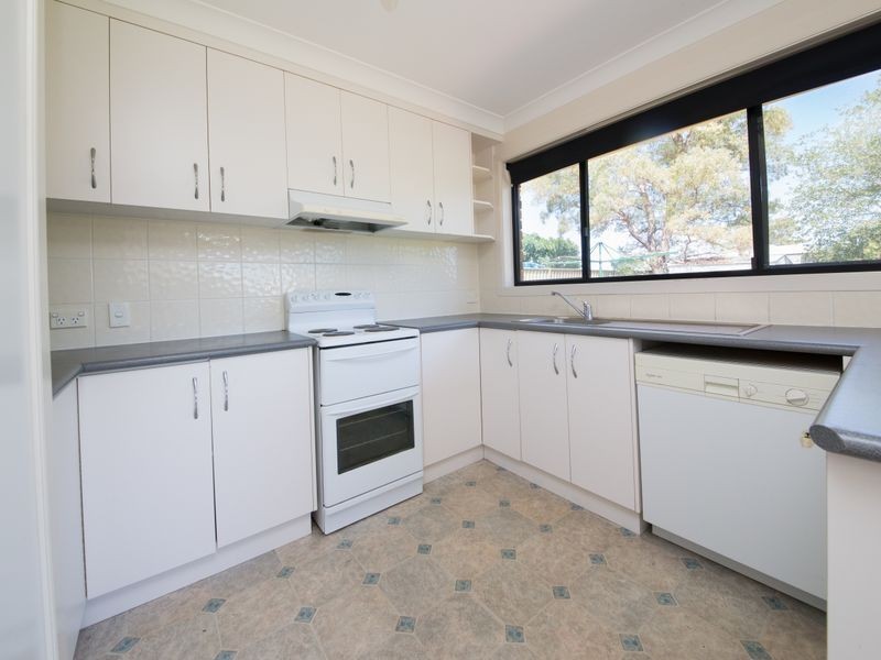 98 Twickenham Drive, Dubbo NSW 2830