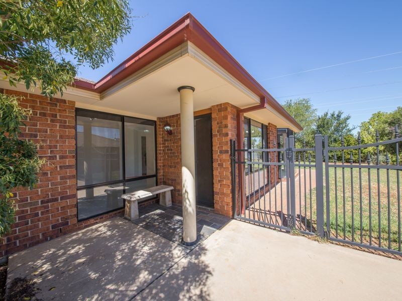 98 Twickenham Drive, Dubbo NSW 2830