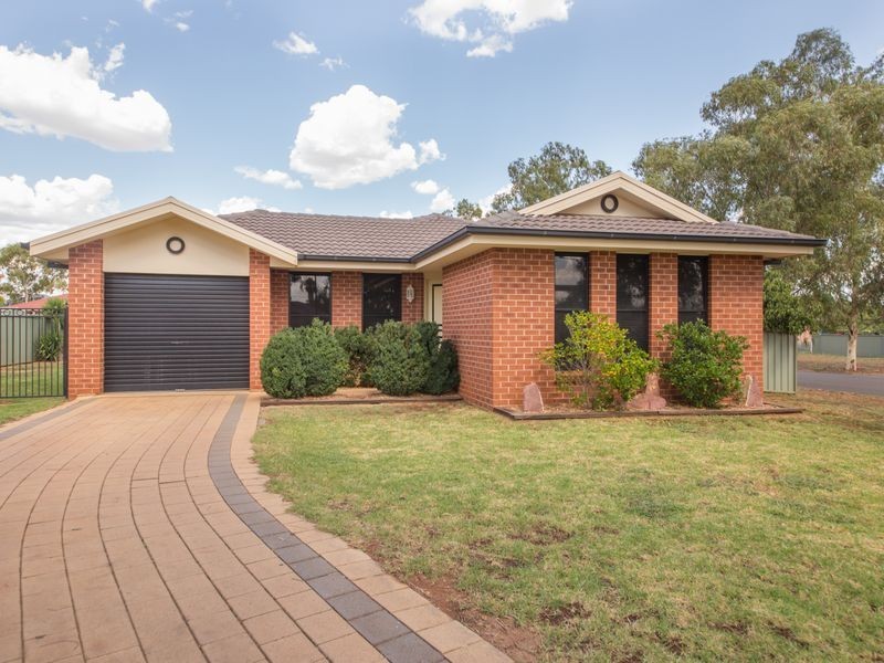 1 Tulloch Place, Dubbo NSW 2830