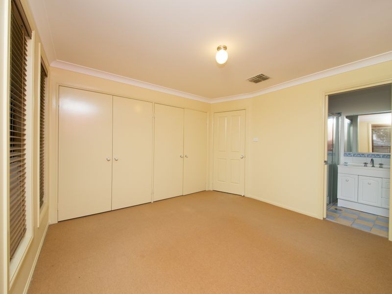 1 Tulloch Place, Dubbo NSW 2830
