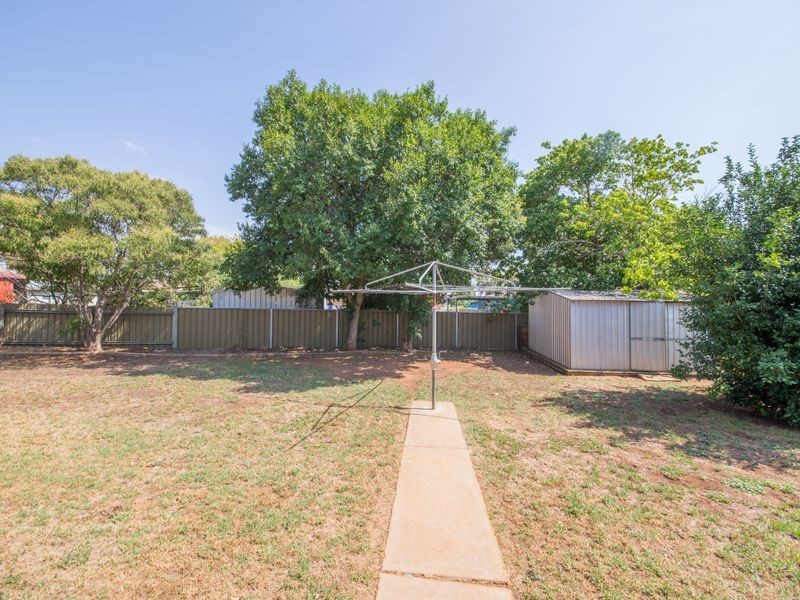 9 Bass Place, Dubbo NSW 2830