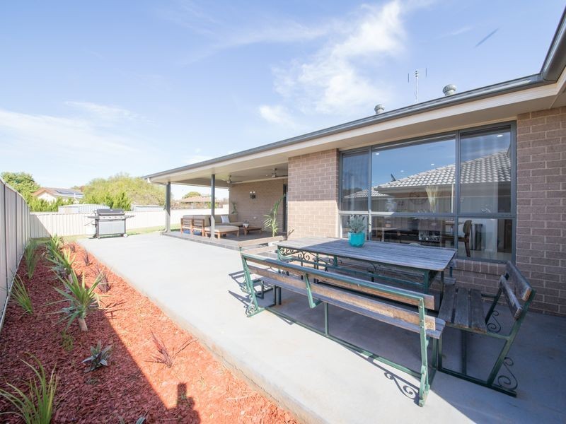 8 Tanderra Drive, Dubbo NSW 2830