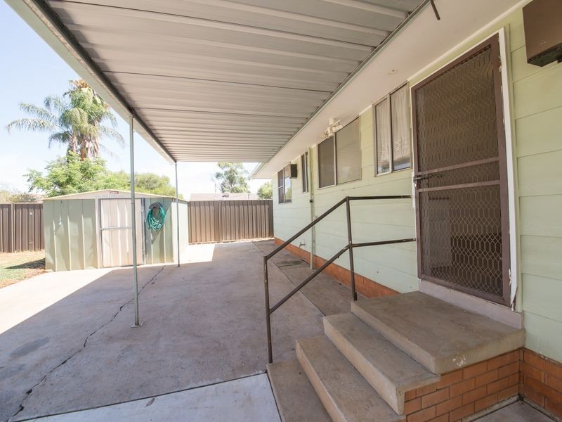8 Newcombe Court, Dubbo NSW 2830