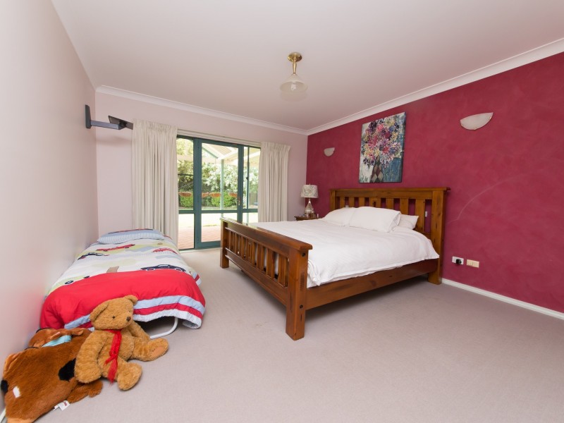 13 Ron Gordon Place, Dubbo NSW 2830