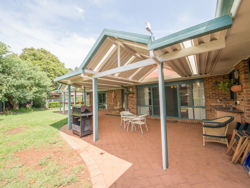 13 Ron Gordon Place, Dubbo NSW 2830