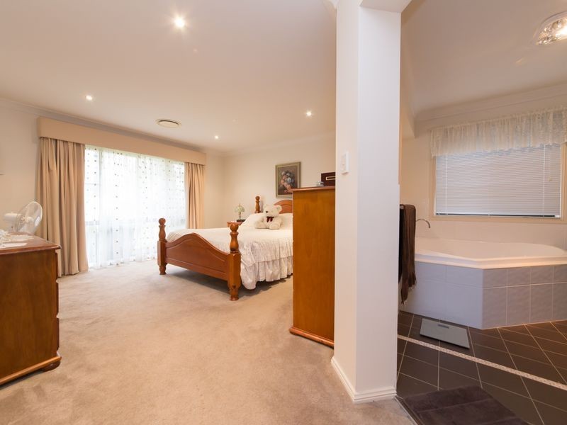 18 Cardiff Arms Avenue, Dubbo NSW 2830