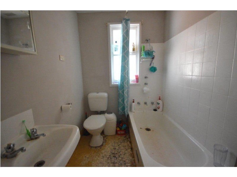 7 Lunar Avenue, Dubbo NSW 2830