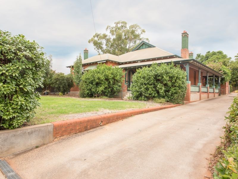 121 Cobra Street, Dubbo NSW 2830