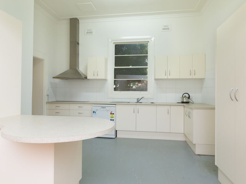 121 Cobra Street, Dubbo NSW 2830