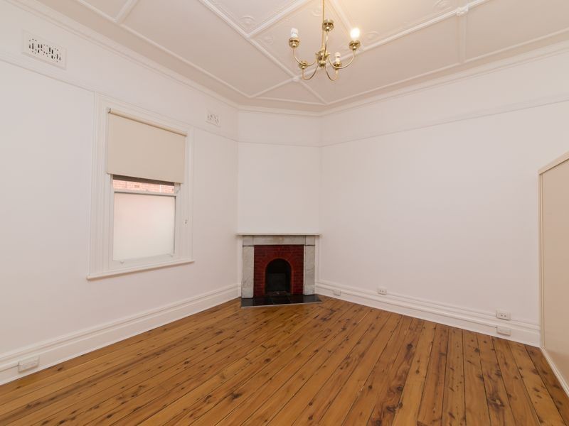 121 Cobra Street, Dubbo NSW 2830