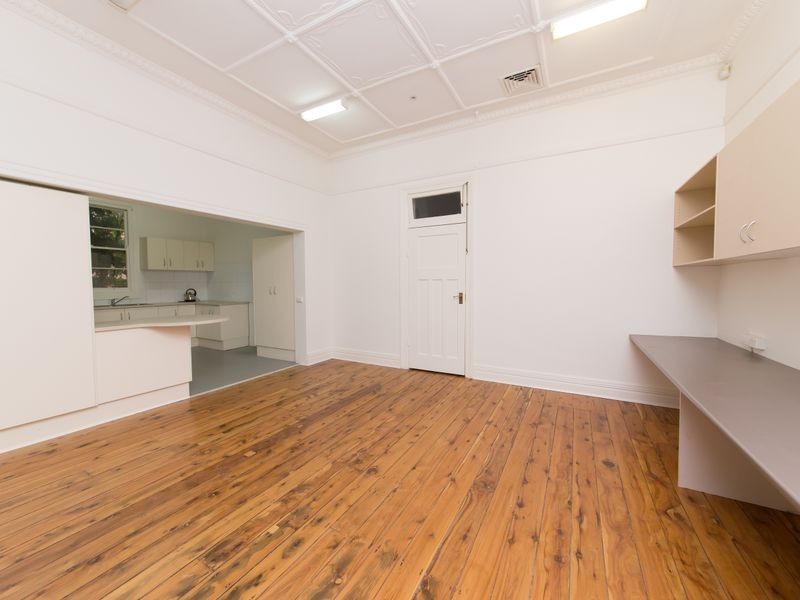 121 Cobra Street, Dubbo NSW 2830