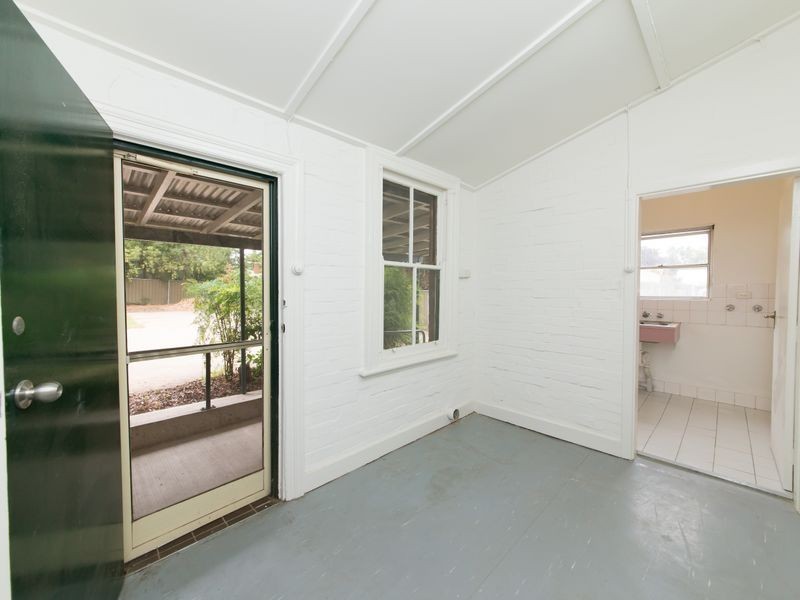 121 Cobra Street, Dubbo NSW 2830