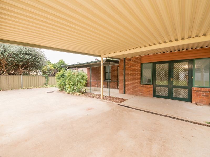 121 Cobra Street, Dubbo NSW 2830