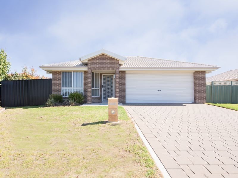 2 Shetland Avenue, Dubbo NSW 2830