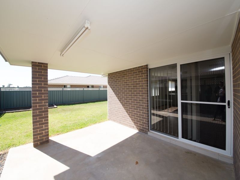 2 Shetland Avenue, Dubbo NSW 2830