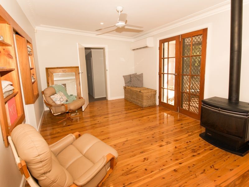 16 Hutchins Ave, Dubbo NSW 2830