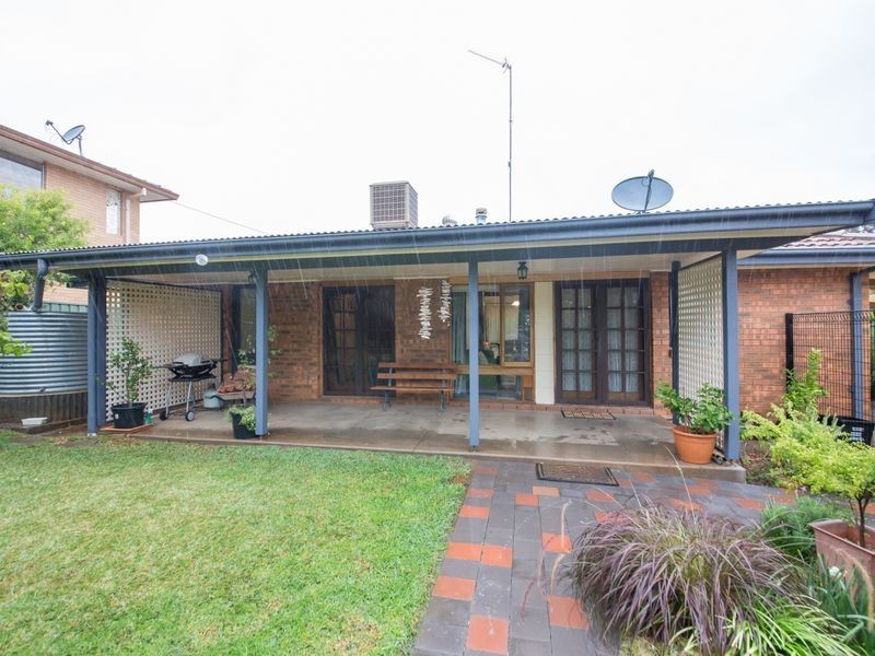 30 Coral Crescent, Dubbo NSW 2830