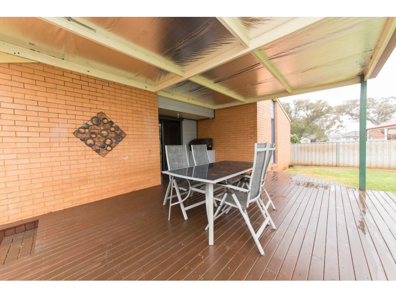 2 Lunar Avenue, Dubbo NSW 2830