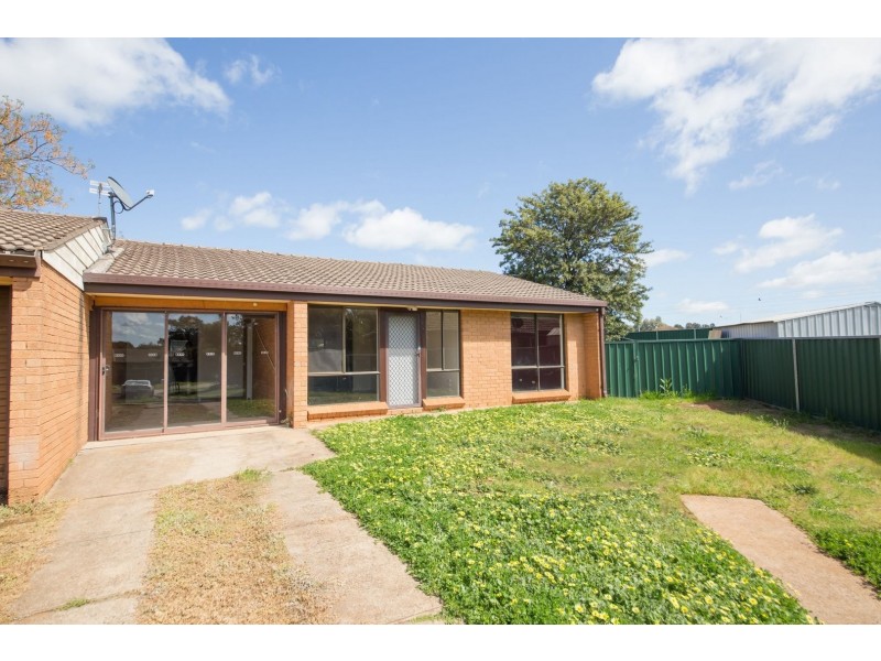 5B Highview Place, Dubbo NSW 2830