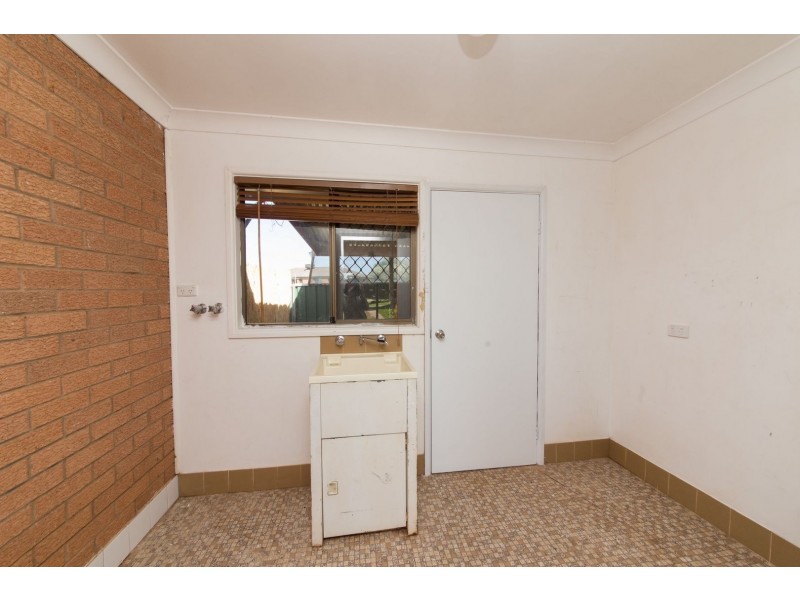 5B Highview Place, Dubbo NSW 2830