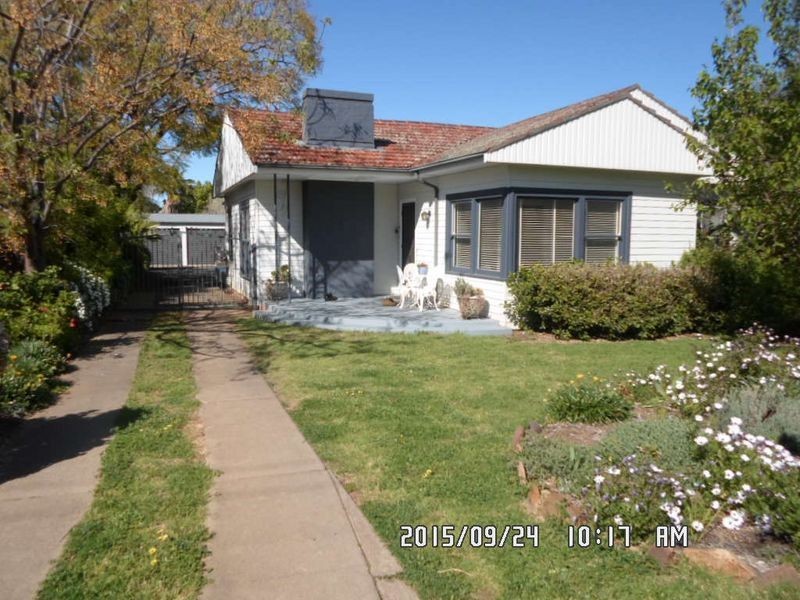 7 Lovett Ave, Dubbo NSW 2830