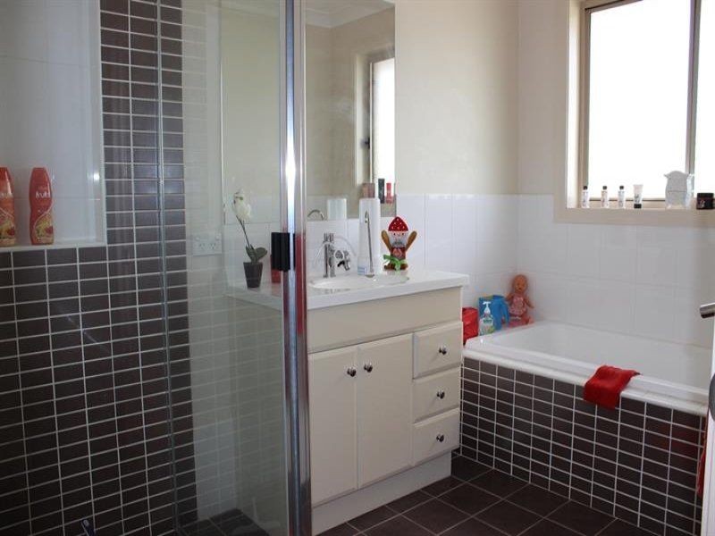 16 Javea Close, Dubbo NSW 2830