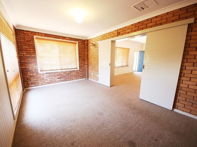 49 Corbett Avenue, Dubbo NSW 2830