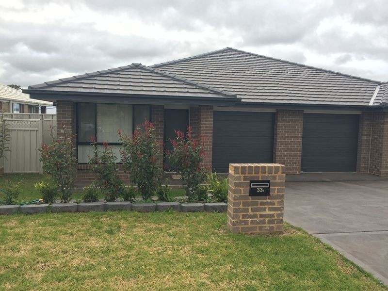 33B Champagne Drive, Dubbo NSW 2830