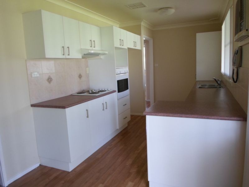 12 Leonard st, Dubbo NSW 2830