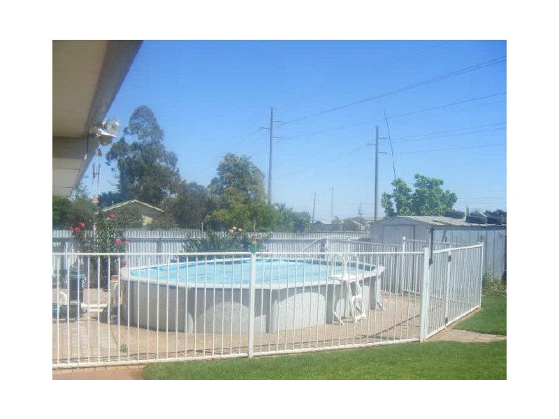 20 Sovereign Street, Dubbo NSW 2830