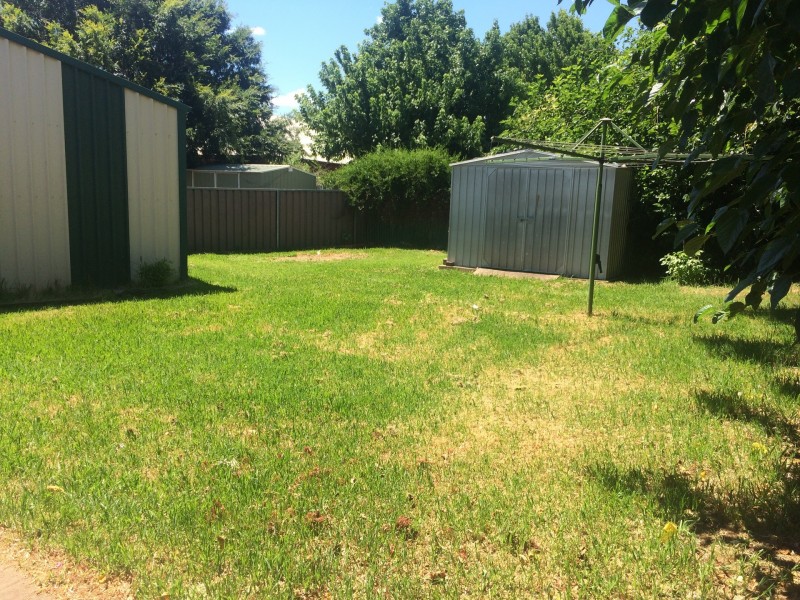 11 Booth Street, Dubbo NSW 2830