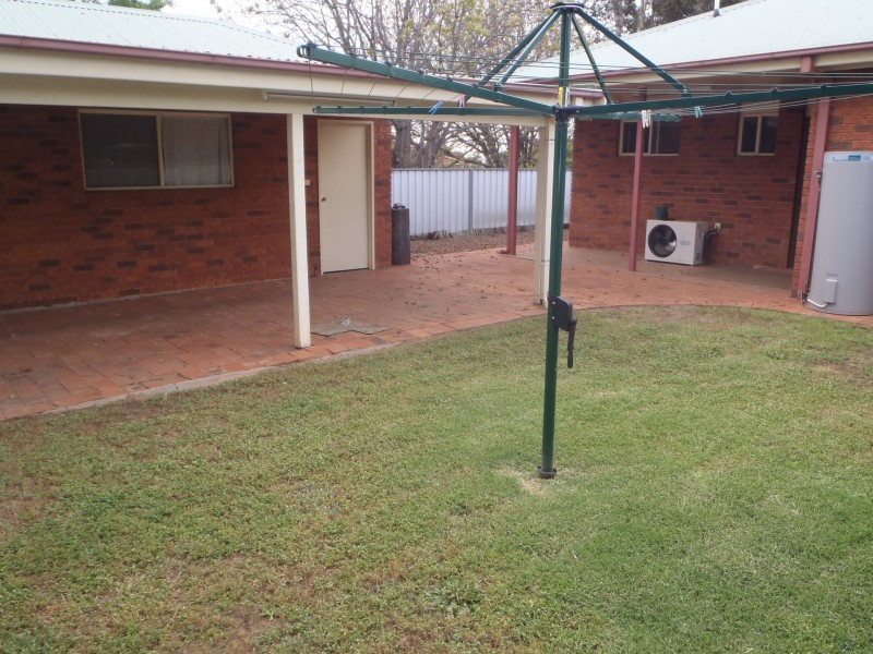 1/21 Bedford Avenue, Dubbo NSW 2830