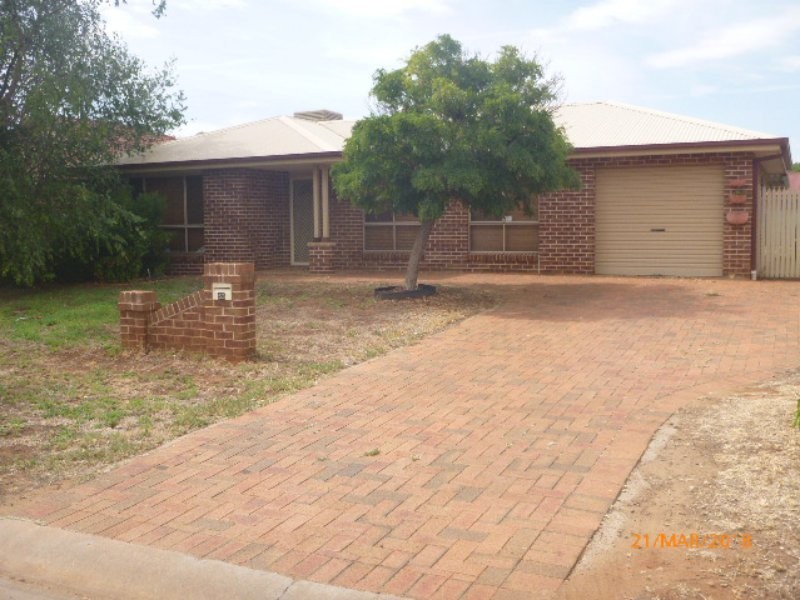 53 Castlereagh Avenue, Dubbo NSW 2830